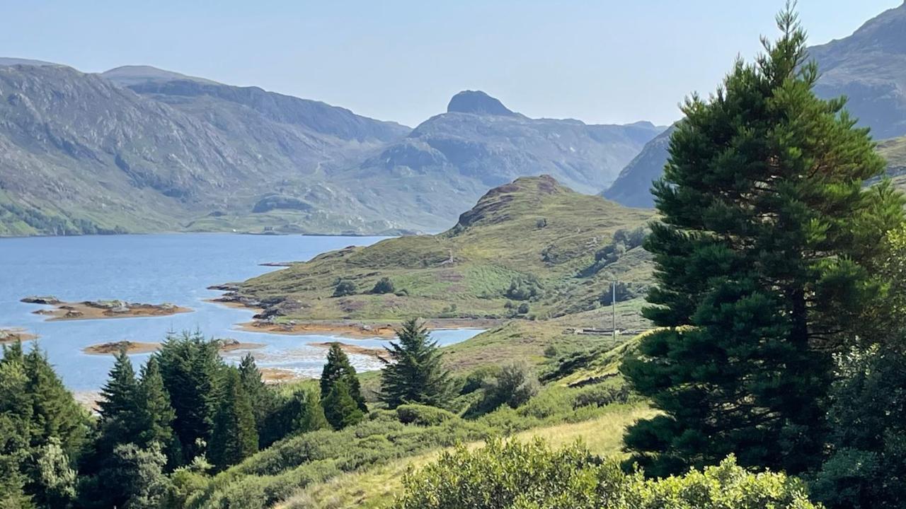 Beautiful Cottage In A Wonderful Highland Setting Drumbeg 外观 照片
